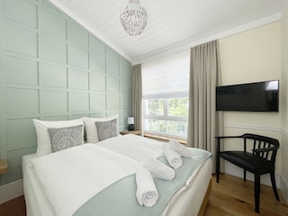 Schlafzimmer III Bettlänge 210