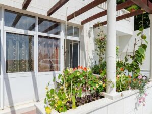 Apartments Mamma Mia - Comfort One Bedroom Apartment with Terrace