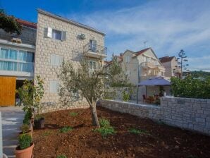 Apartments Lenka - Two Bedroom Apartment with Garden  Terrace A5 - Sutivan - image1