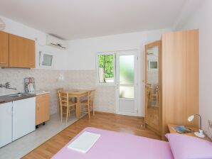 Apartments Bibijana- Superior Studio Apartment with Patio and Sea View (APARTMAN 4) - Mlini - image1