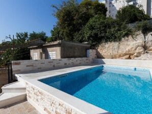 Guest House Kusalo- One Bedroom Apartment with Terrace (Apartman 4) - Dubrovnik - image1