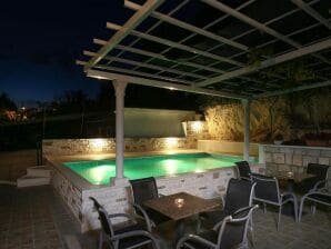 Apartment Guest House Kusalo - Comfort Twin or Double Room with Patio (Soba 5) - Dubrovnik - image1