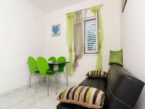 Apartments Ammos - One Bedroom Apartment with Shared Terrace and Sea View (Veliki) - Saplunara - image1