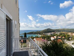 Apartments Villa Enzian - Comfort Two Bedroom Apartment with Balcony and Sea View - Mlini - image1