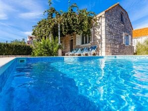 Holiday house Green Garden House - Four Bedroom House with Private Pool - Korcula (City) - image1