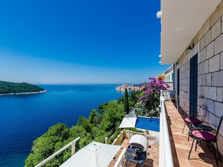 Villa Dubrovnik Outdoor Recording 2