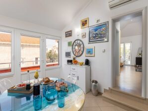 Appartement Apartments Subrenum - Comfort Two Bedroom Apartment with Terrace and Sea View (A2) - Mlini - image1