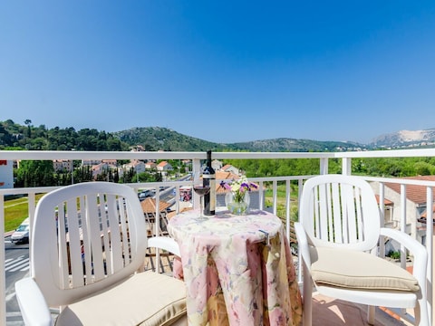 Apartment Pansion Srebreno - Double or Twin Room with Balcony and City View 3