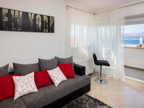 Apartment Lana - Superior Two-Bedroom Apartment with Terrace (A1) (ST)