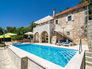 Holiday house Molunat  26