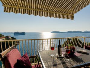 Indy's Beach Apartments -Two Bedroom Apartment with Balcony and Sea View - Zaton near Dubrovnik - image1