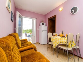 Apartment Potomje Features 10