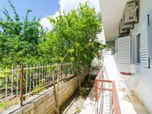 Appartement Apartments & Rooms Barišić - Standard Studio Apartment with Balcony and Garden View (G1) - Kupari - image1