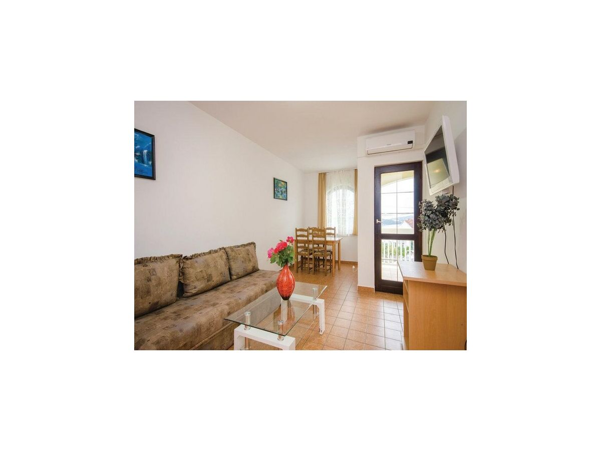 Apartment Okrug Donji  11