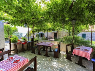 Apartment Orasac  12