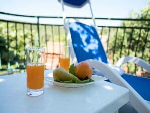 Apartments Saulan - One Bedroom Apartment with Balcony and Garden View (Molunat) - Molunat - image1