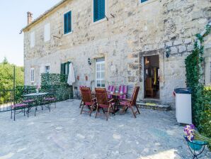 Holiday house Stone House ''DiMaTo'' - Four Bedroom Holiday Home with Terrace - Gruda - image1