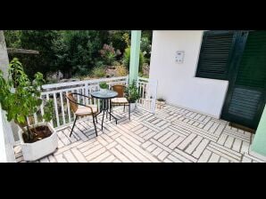 Holiday house Holiday Home Gea - Three Bedroom Holiday Home with Terrace and Partial Sea View - Ston - image1