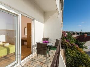 Appartement Apartments Mastelić - One Bedroom Apartment with Balcony and Sea View br.2 - Okrug Gornji - image1