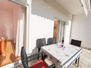 Appartement Apartments Mastelić - Three Bedroom Apartment with Terrace and Sea View - Okrug Gornji - image1