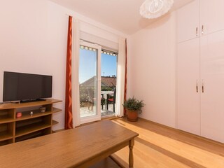 Apartment Okrug Gornji Features 9