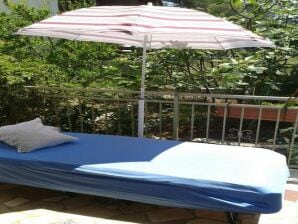Holiday house Angie - Holiday Home with Terrace and Sea View - Maslinica - image1