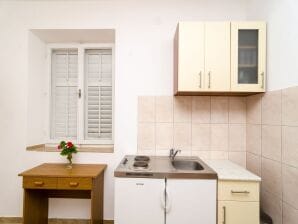 Apartment mit Balkon und Meerblick - Kozarica - image1