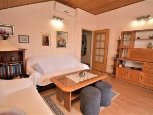 Guest House Kanjuo - Two Bedroom Apartment with Terrace and Garden View - Mlini - image1