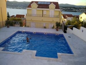 Apartments Villa Moonlight - Standard One Bedroom Apartment with Balcony (Alice) - Okrug Gornji - image1