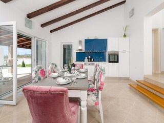 Villa Kaštel Sućurac Features 24