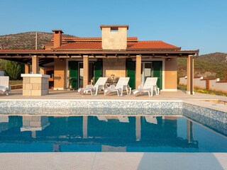 Villa Kaštel Sućurac  34