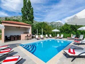 Apartments Mali Paradiso - Comfort Studio Apartment with Balcony and Pool View(A2) - Kupari - image1