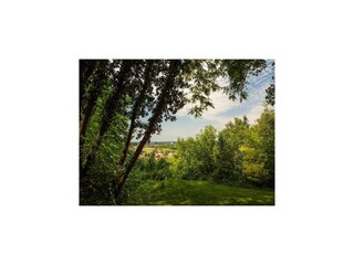 Farmhouse Draž Outdoor Recording 4