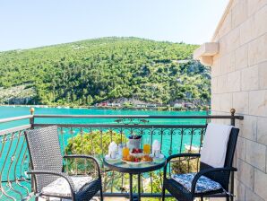 Apartments La Luna - One Bedroom Apartment with Balcony and Sea View - Mokošica - image1