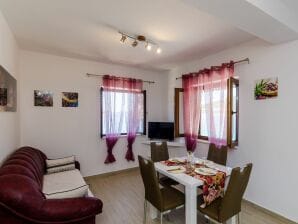 Appartement Apartments Melany - One Bedroom Apartment with Shared Terrace and Sea View - Doli - image1