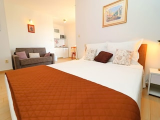 Villa Zavalatica Features 9