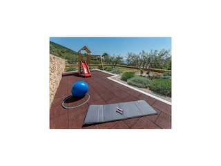 Villa Bol Outdoor Recording 5