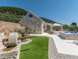 Villa Bol Omgeving 20