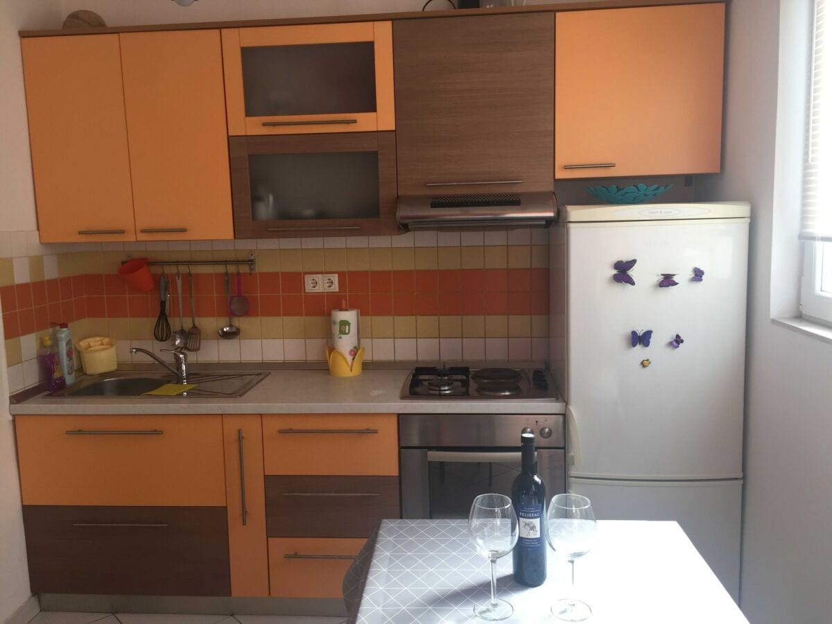 Apartment Jesenice bei Dugi Rat Ausstattung 6