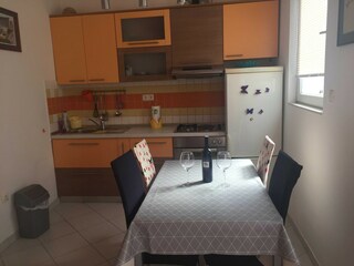 Apartment Jesenice bei Dugi Rat Ausstattung 6