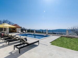 Villa Dragić- Four Bedroom Villa with Swimming Pool, Terrace and Sea View - Mihanici - image1