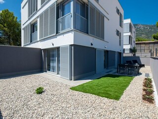 Apartment Bol Außenaufnahme 3
