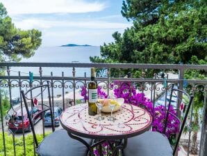 Apartment Villa Palma- Studio Apartment with Balcony and Sea View (Studio apartman 1) - Mlini - image1