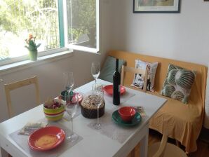 Holiday house Holiday Home Pavarotti-Three Bedroom Holiday Home with Terrace - Supetar - image1