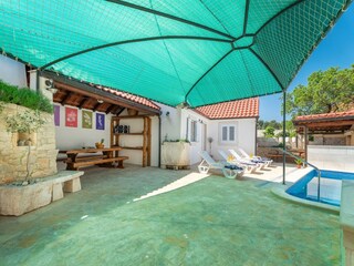 Ferienhaus Škrip Außenaufnahme 8