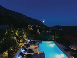 Villa Donje Sitno  30