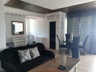 Apartment Jesenice bei Dugi Rat Features 6