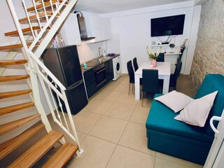 Apartment Kaštel Lukšić  37