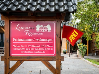 Ferienwohnungen Landhaus Rügeband, Waren (Müritz)