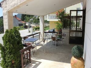 Apartment Guest House San Antonio - Deluxe Room with Patio no.4 - Rogotin - image1